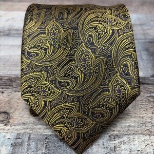 Fabio Fazio Black Gold And Purple Paisley Mens Traditional Neck Tie 59 in Length